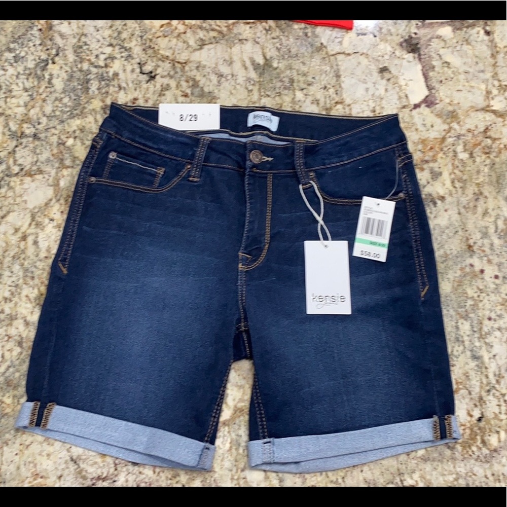 NWT Kensie jean shorts size 8/29